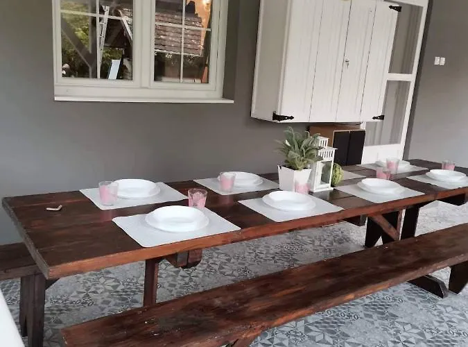 Masa Pr Emina Stipancevic Willa *